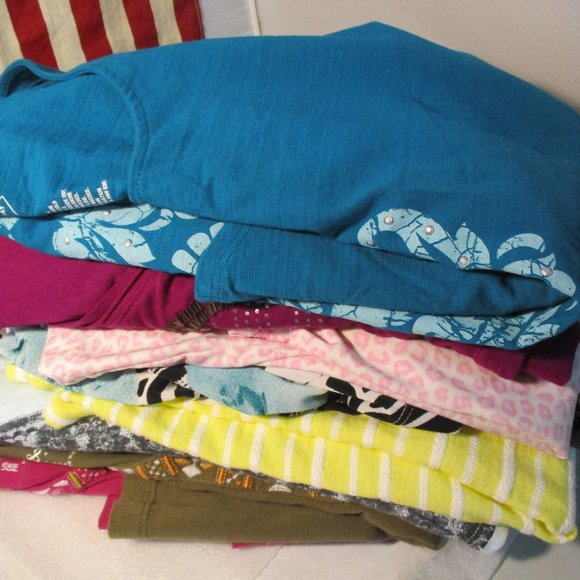 Mixed Assorted Bundle Lot Mystery Box Ladies Tops Blouses Shirts L - Picture 2 of 2